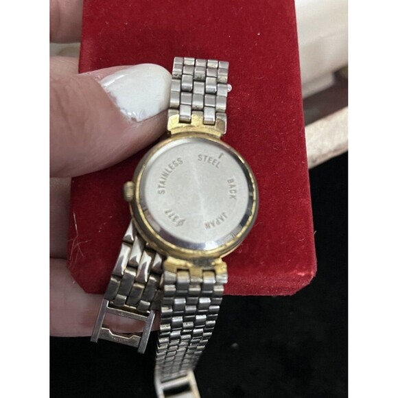 Elizabeth Taylor ET White Diamonds Watch New Battery 90s Promo